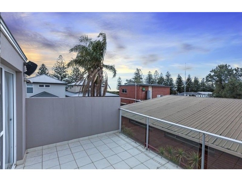 21 Gunliffe Street, Taperoo SA 5017