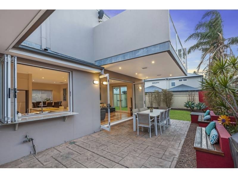 21 Gunliffe Street, Taperoo SA 5017