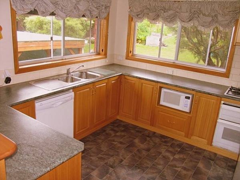 123  Box Hill Road, Claremont TAS 7011