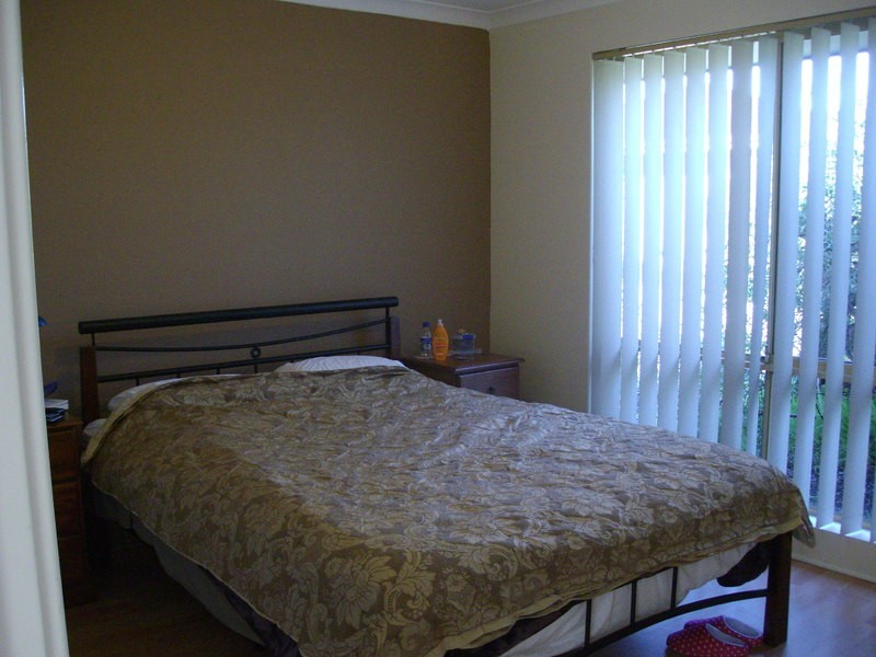 2/12 Farnaby Lane, Beckenham WA 6107