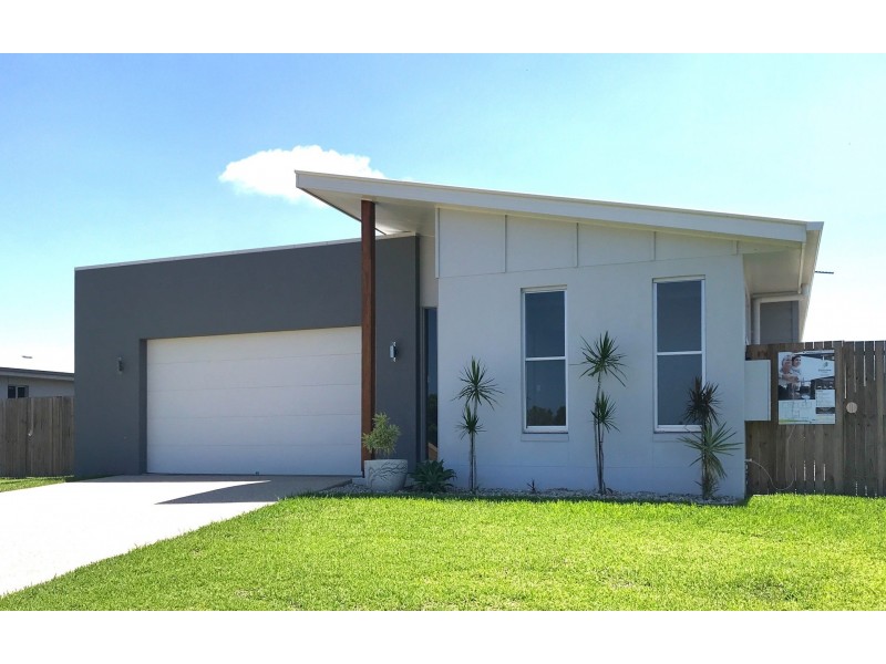 33 Primavera Boulevard, Beaconsfield QLD 4740