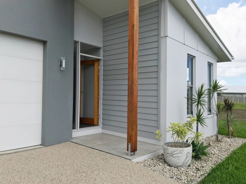 33 Primavera Boulevard, Beaconsfield QLD 4740