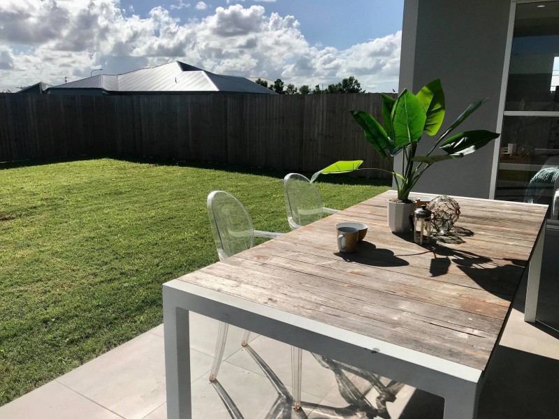 33 Primavera Boulevard, Beaconsfield QLD 4740