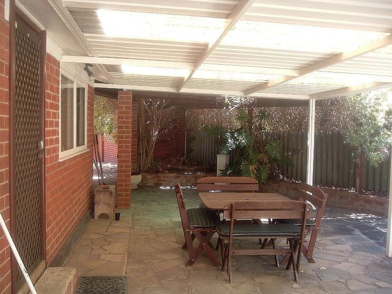 31 Waltham Road, Armadale WA 6112