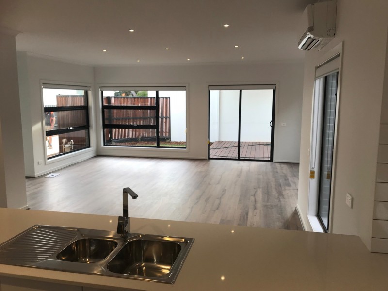 2/48 Kennington Drive, Rosebud VIC 3939