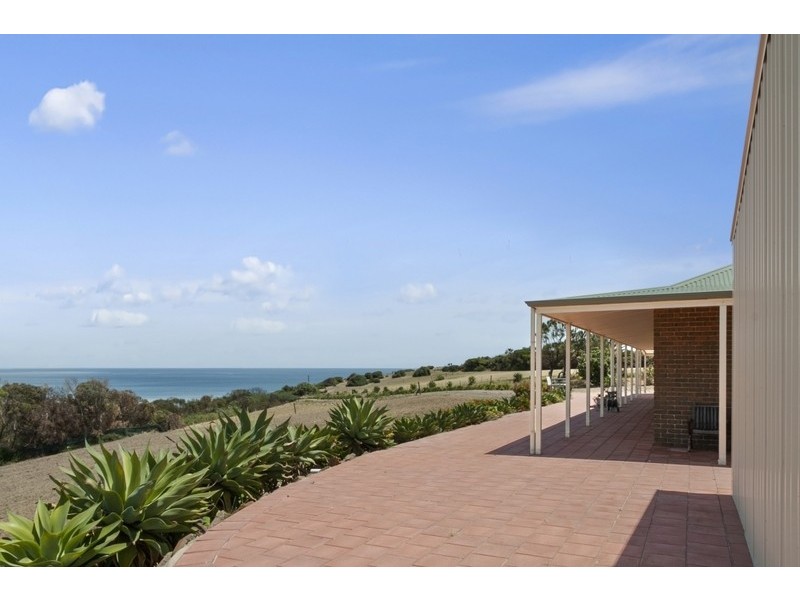 80 Bowering Hill Road, Port Willunga SA 5173