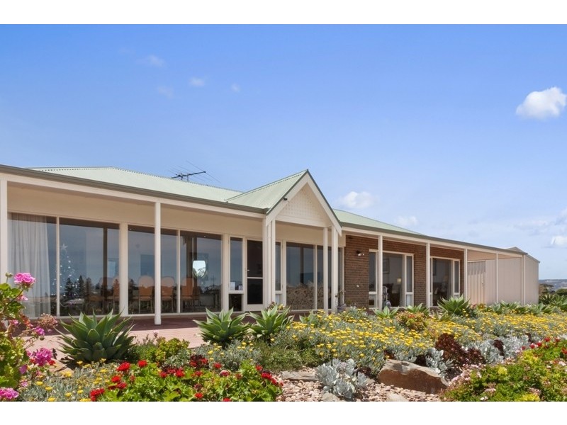 80 Bowering Hill Road, Port Willunga SA 5173