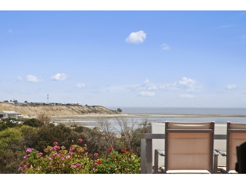 80 Bowering Hill Road, Port Willunga SA 5173