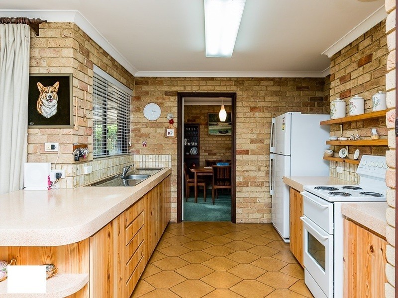 89 Buckingham Road, Swan View WA 6056