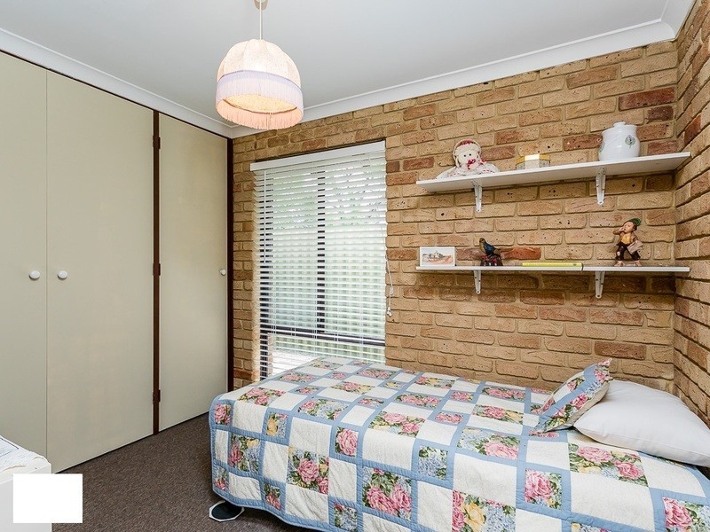 89 Buckingham Road, Swan View WA 6056