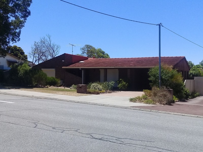 89 Buckingham Road, Swan View WA 6056