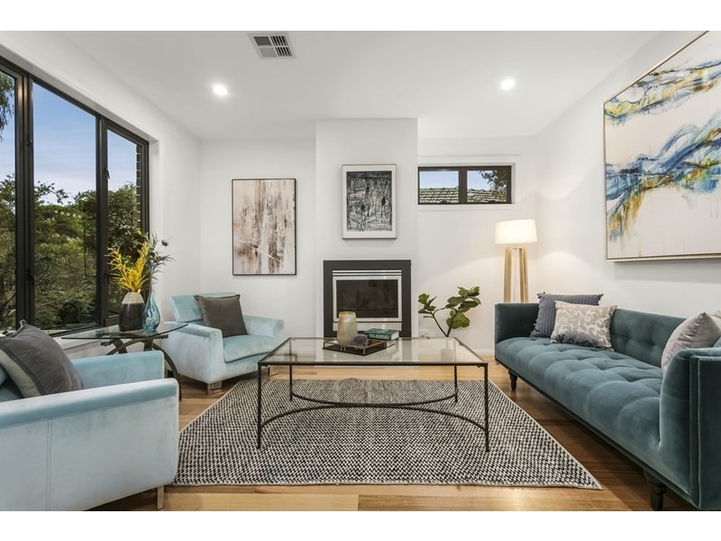 1/2 Lynton Court, Balwyn North VIC 3104