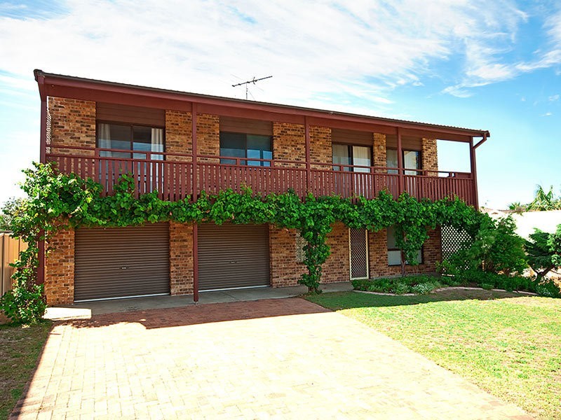 8 Campbell Avenue, Anna Bay NSW 2316