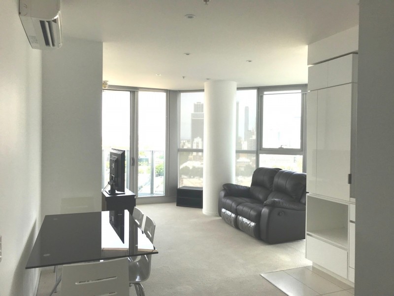 S2002/231-245 Harbour Esplanade, Docklands VIC 3008