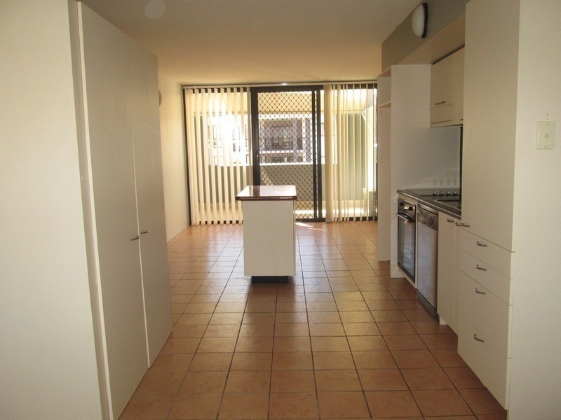 16/120 SYDNEY  STREET, New Farm QLD 4005