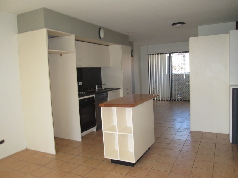 16/120 SYDNEY  STREET, New Farm QLD 4005