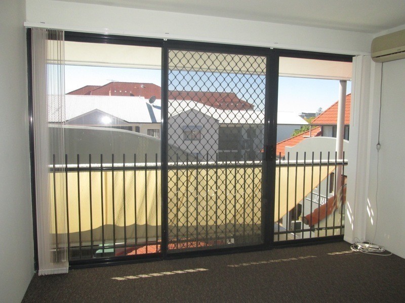 16/120 SYDNEY  STREET, New Farm QLD 4005