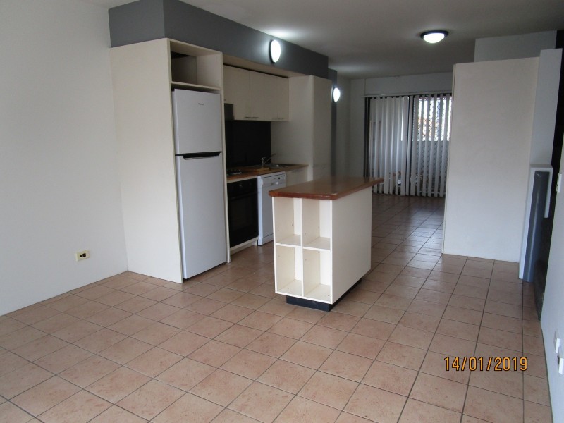 16/120 SYDNEY  STREET, New Farm QLD 4005