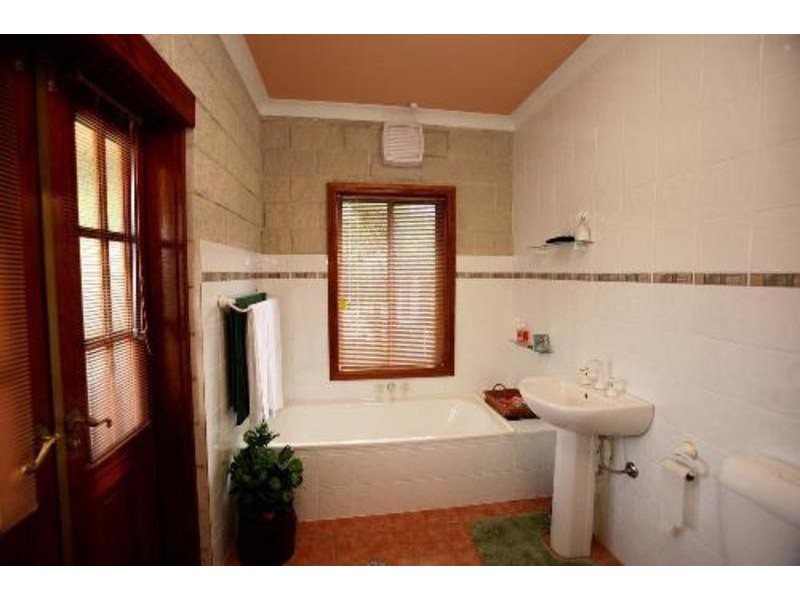 73 Myall St, Tea Gardens NSW 2324