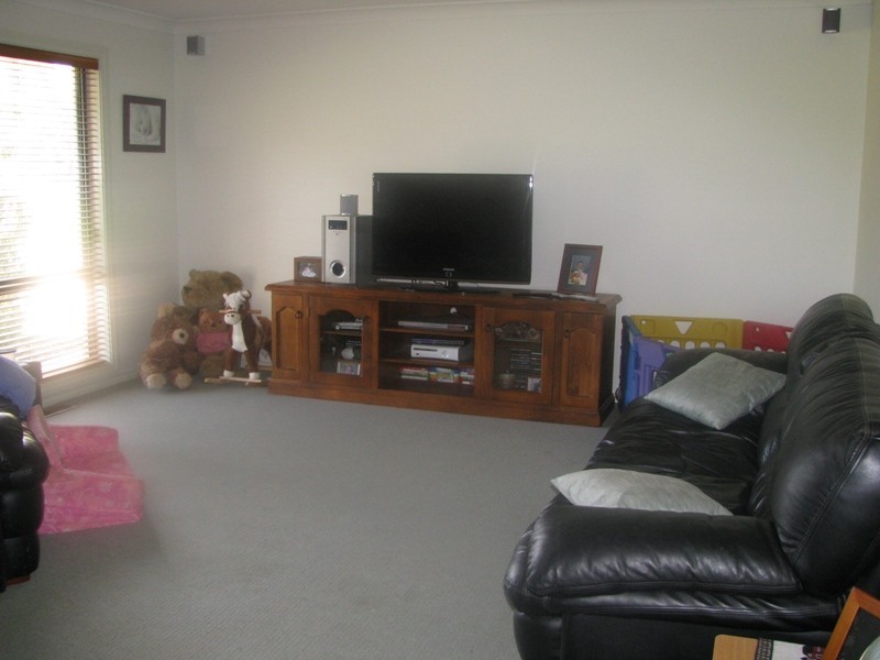 21 Kindra Crescent, Coolamon NSW 2701