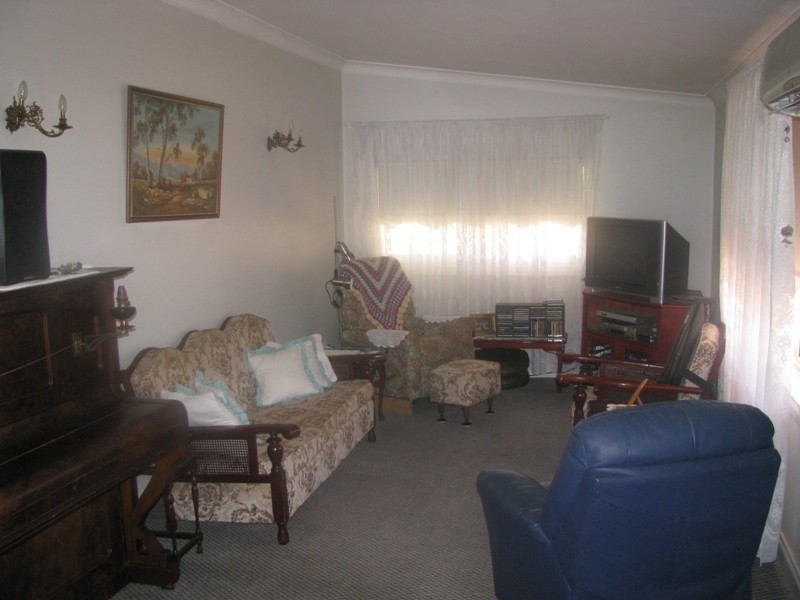 148 Anzac Street, Temora NSW 2666