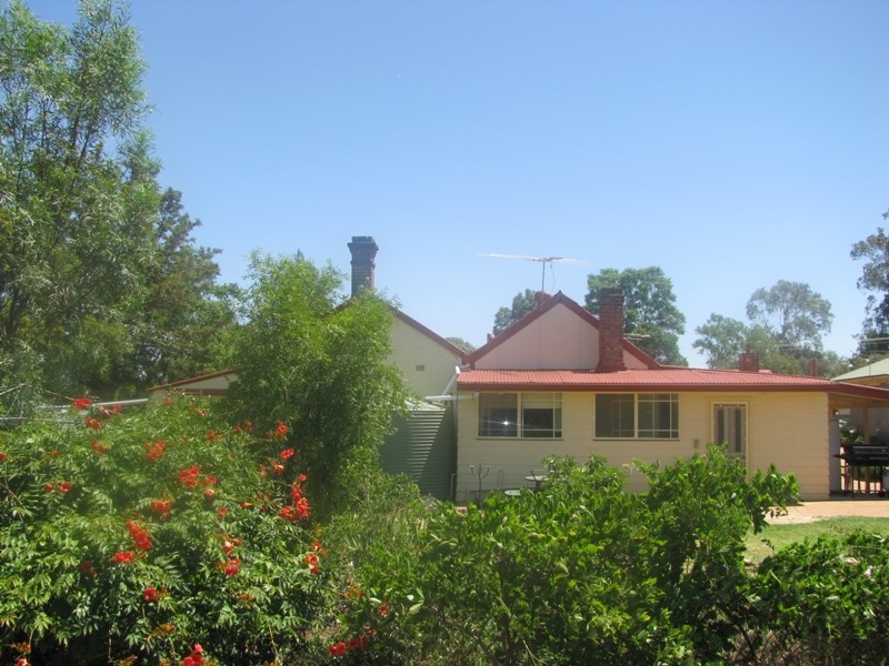 148 Anzac Street, Temora NSW 2666