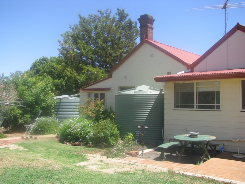 148 Anzac Street, Temora NSW 2666