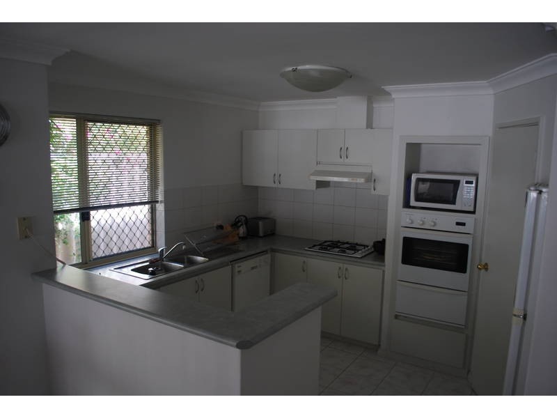 2A Jarman Avenue, Manning WA 6152