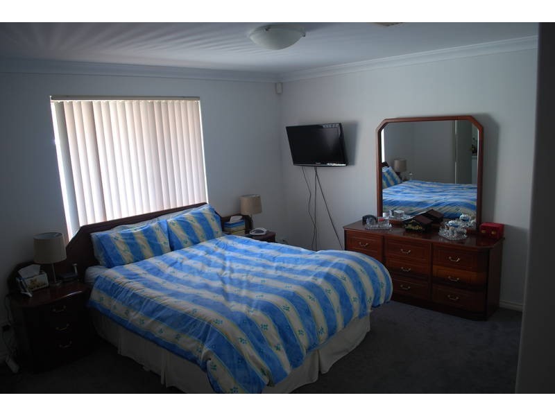 2A Jarman Avenue, Manning WA 6152