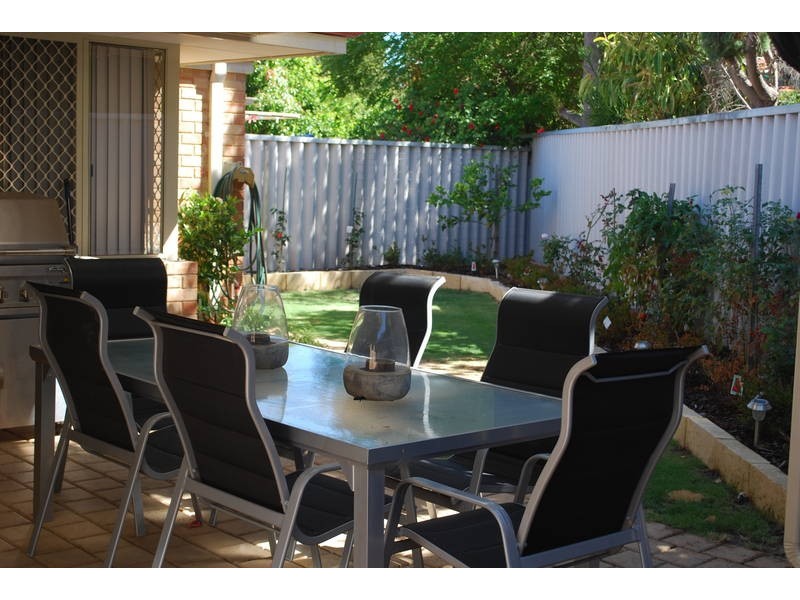 2A Jarman Avenue, Manning WA 6152