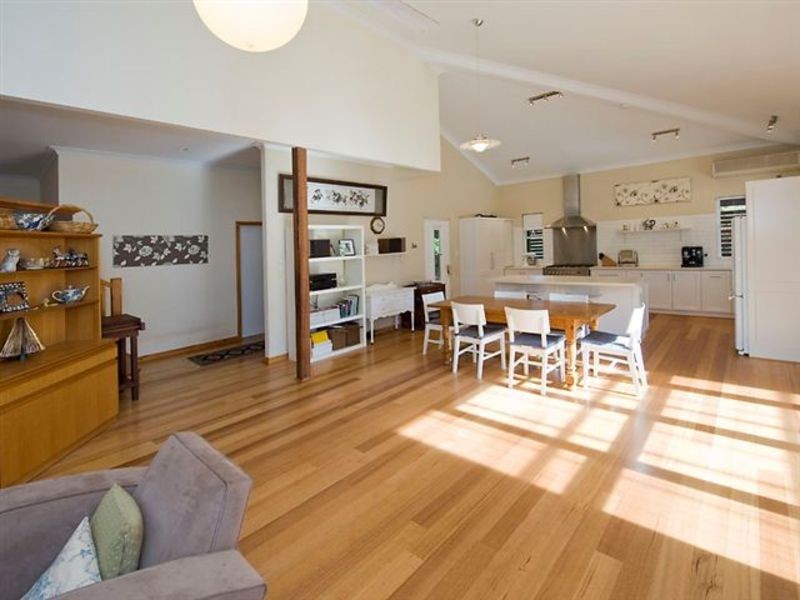 18 Amherst Ave, Darlington WA 6070