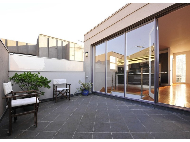 2/32 Glass Street, Richmond VIC 3121