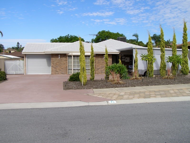 6 Westgate Way, Marangaroo WA 6064