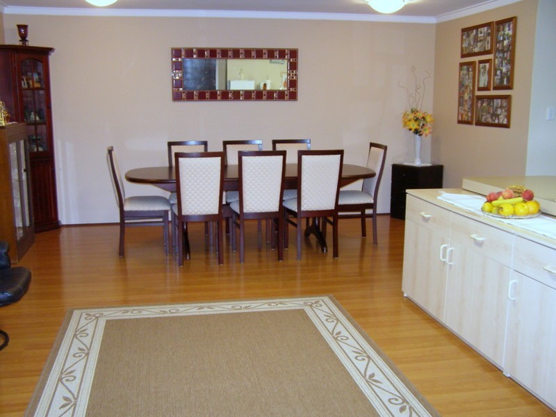 6 Westgate Way, Marangaroo WA 6064