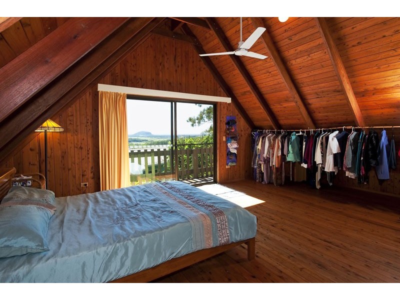 2 Cygnus Place, Bli Bli QLD 4560