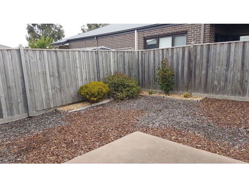 3 Katahdin Terrace, Cranbourne North VIC 3977