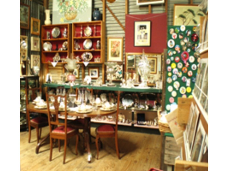 7377 Great Alpine Rd, Bright VIC 3741