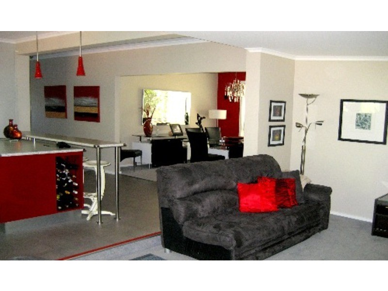 7377 Great Alpine Rd, Bright VIC 3741