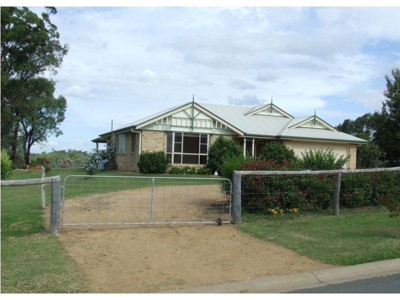 7 North St, Warwick QLD 4370