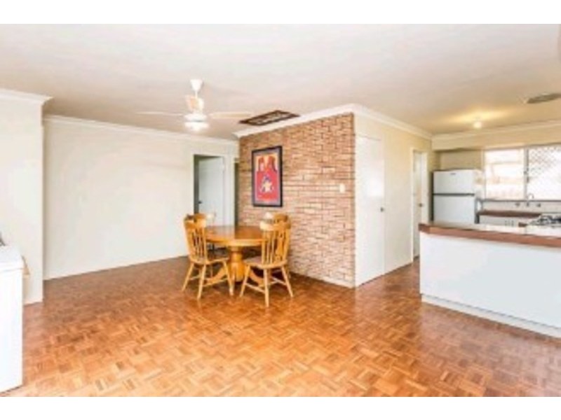 17 Grevillea Way, Heathridge WA 6027