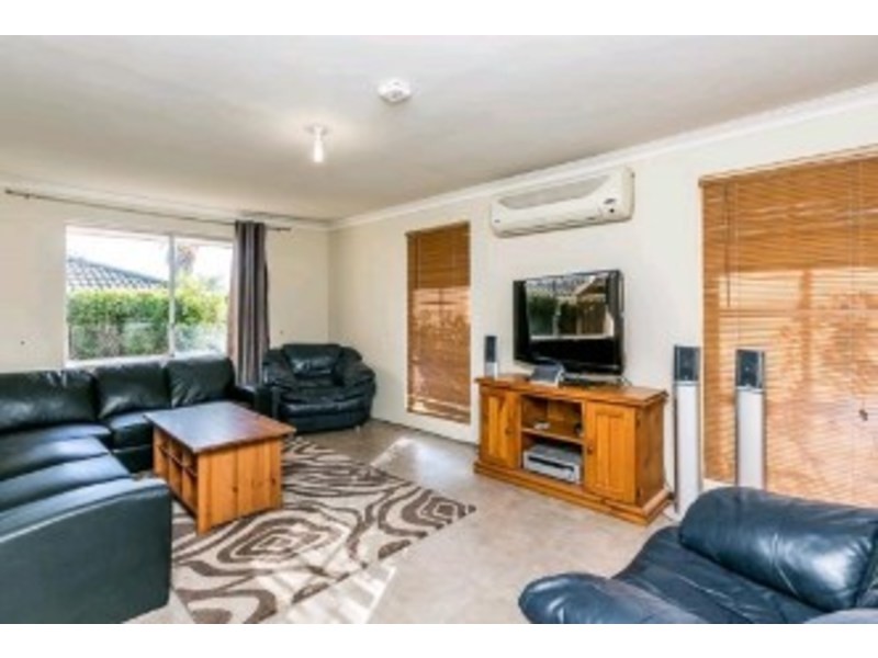 17 Grevillea Way, Heathridge WA 6027