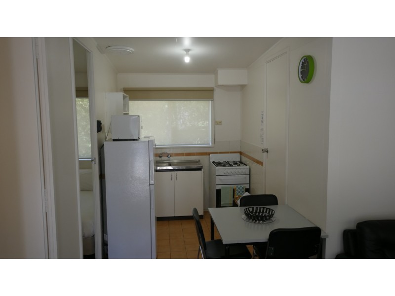 1 Ashwood Avenue, Bright VIC 3741