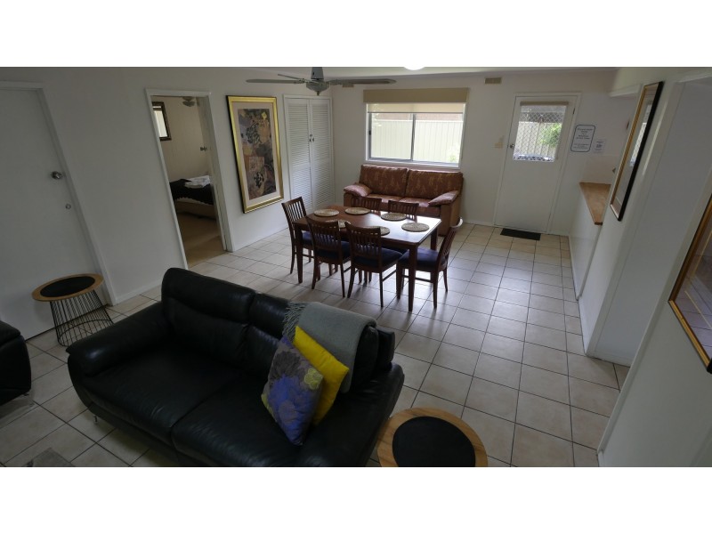 1 Ashwood Avenue, Bright VIC 3741