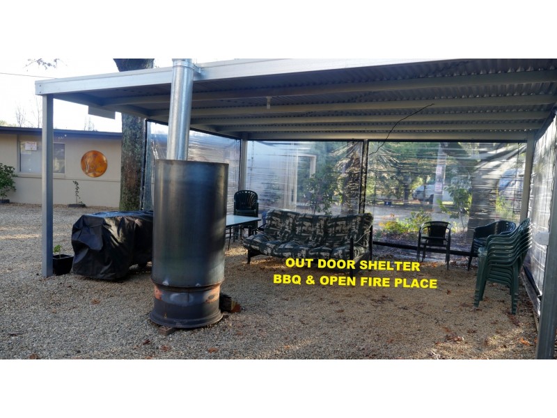 1 Ashwood Avenue, Bright VIC 3741