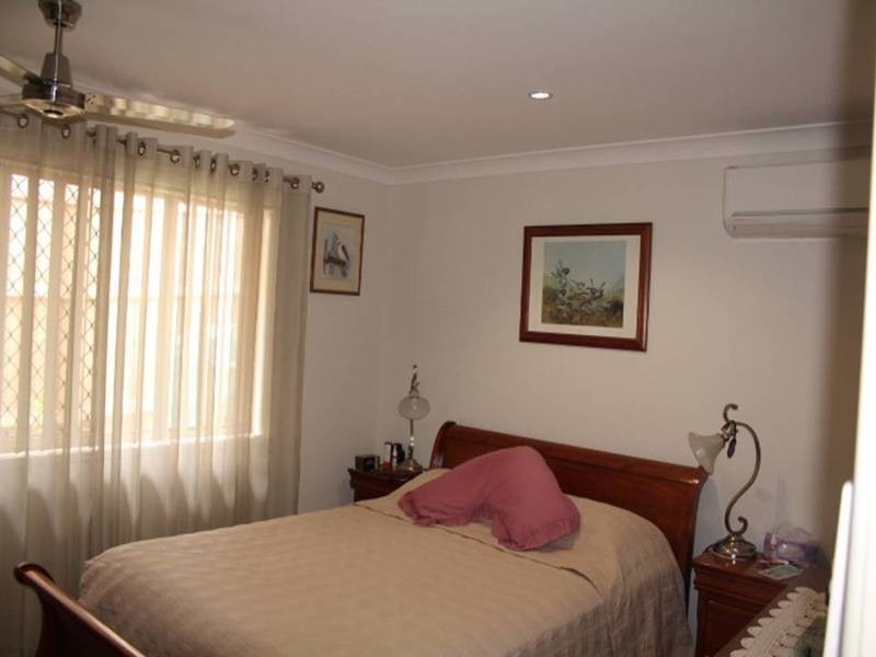 24 Pateena Street, Stafford QLD 4053