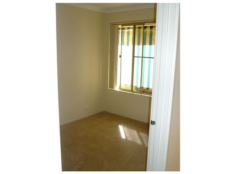 36C Leonard St, Victoria Park WA 6100