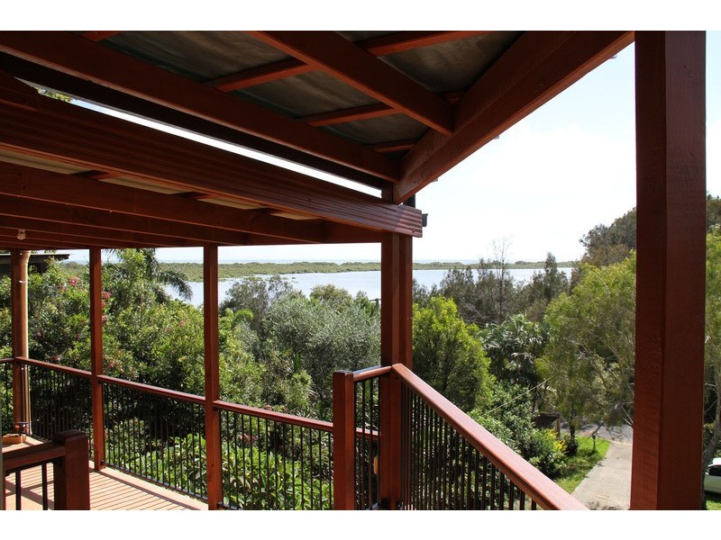 64 O’connell Pde, Wellington Point QLD 4160