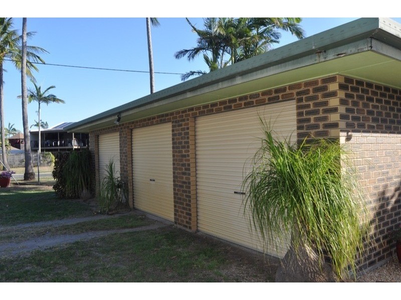24 Swan Street, Slade Point QLD 4740