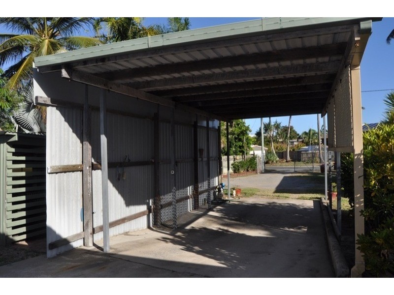 24 Swan Street, Slade Point QLD 4740