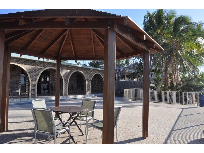 24 Swan Street, Slade Point QLD 4740